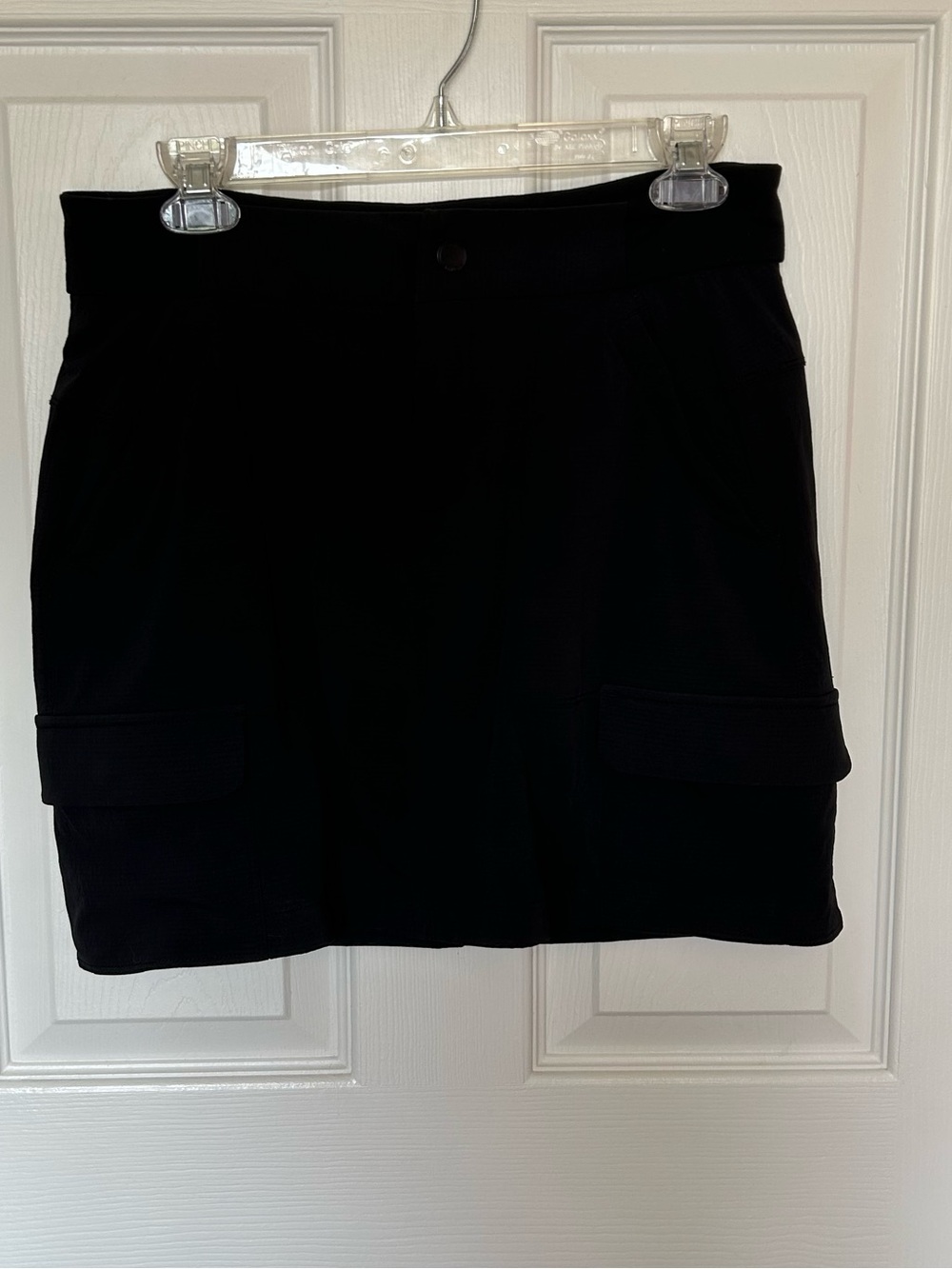 Athleta Black Cargo Skort